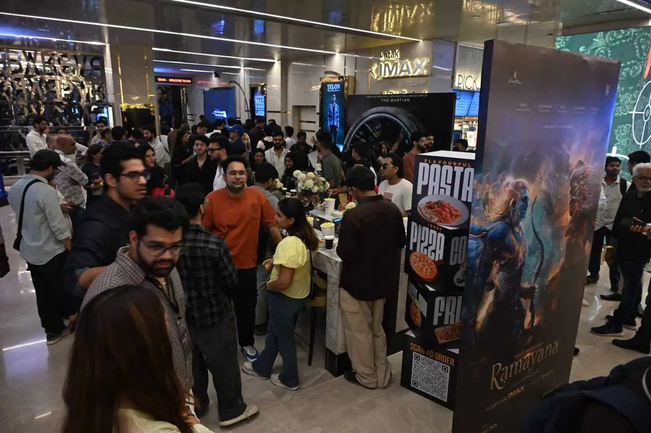 The attendees were also treated to snacks and refreshments at the venue.